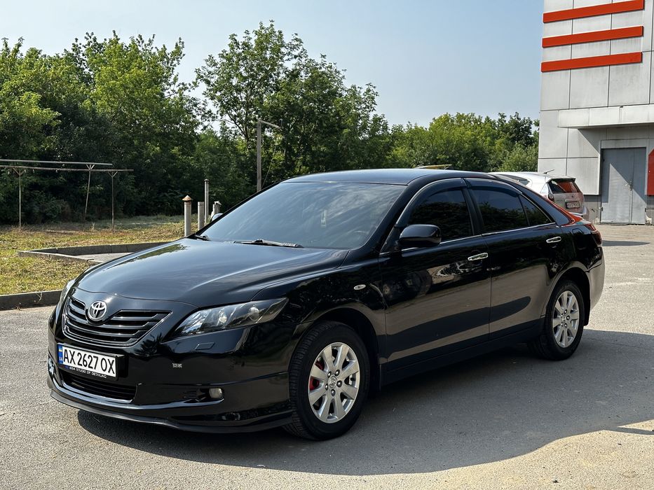 Продам Toyota Camry 40 3,5