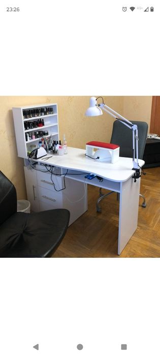 Продам стіл для манікюру