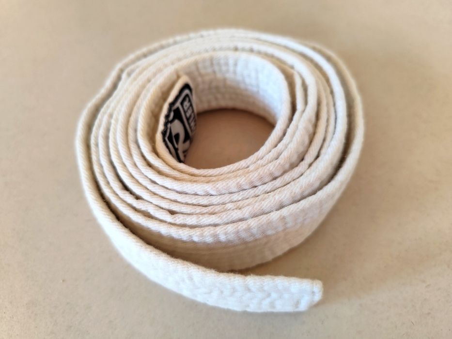 Lote de 3 cintos de Artes Marciais (Karate)