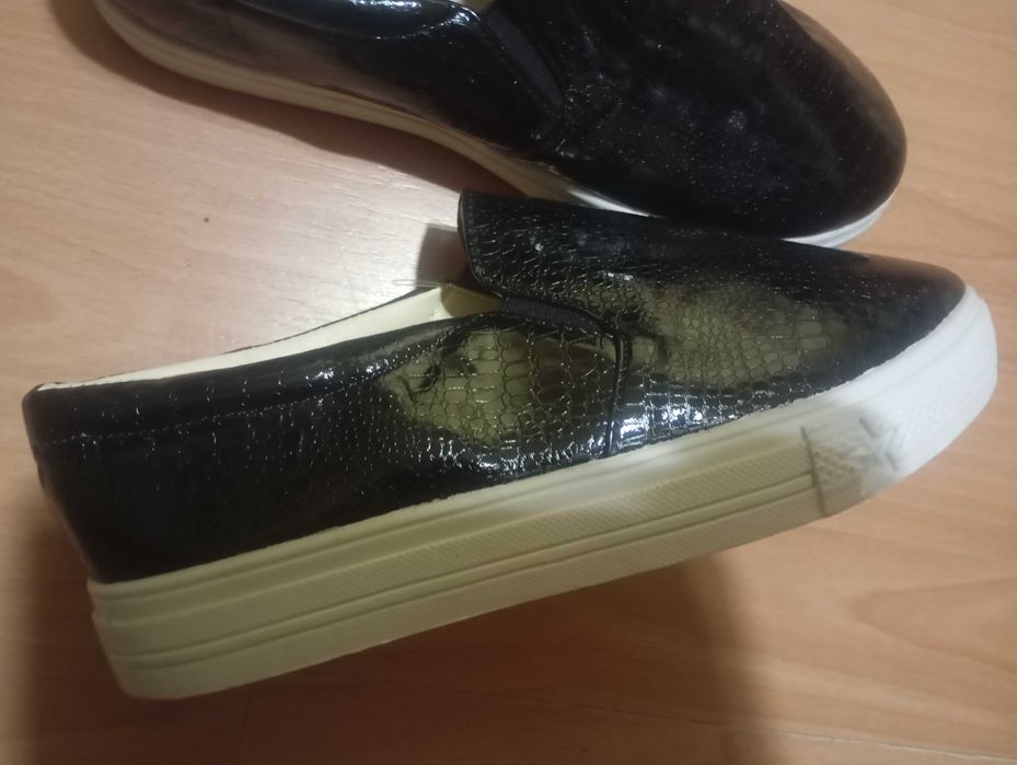 NOWY Balerinki, mokasyny, buty na jesień wiosnę. Rozmiar 40