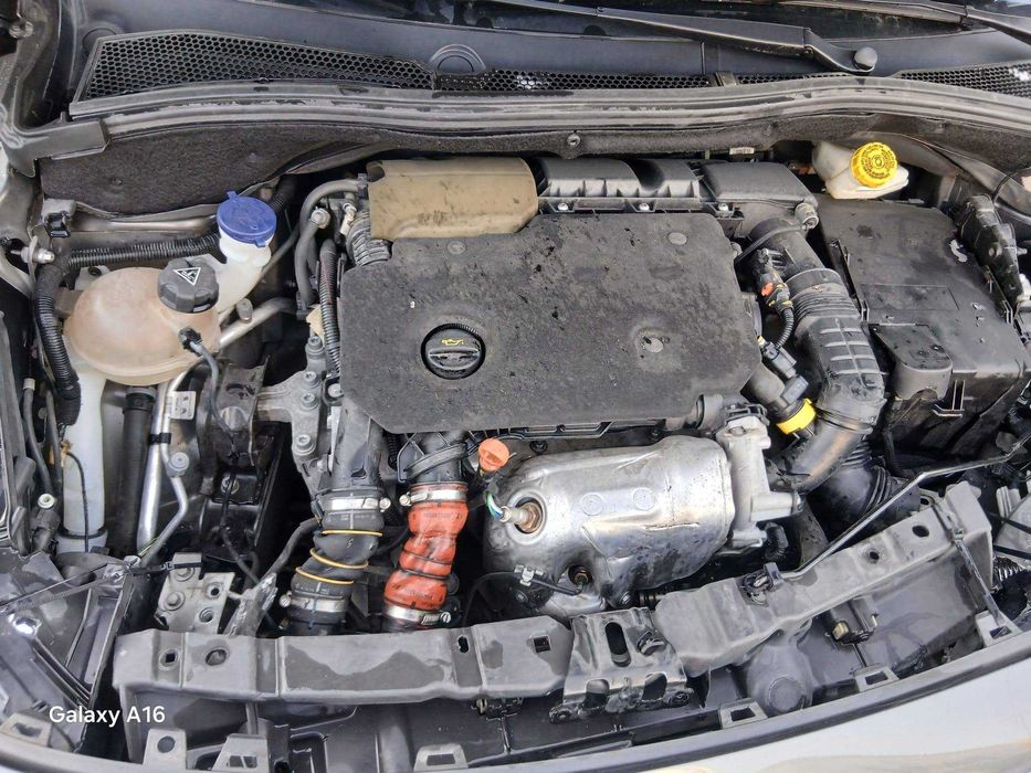 Peugeot 2008 1.5 BlueHDi Diesel Signature