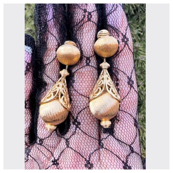 Кліпси від Monet,вінтаж,класика.