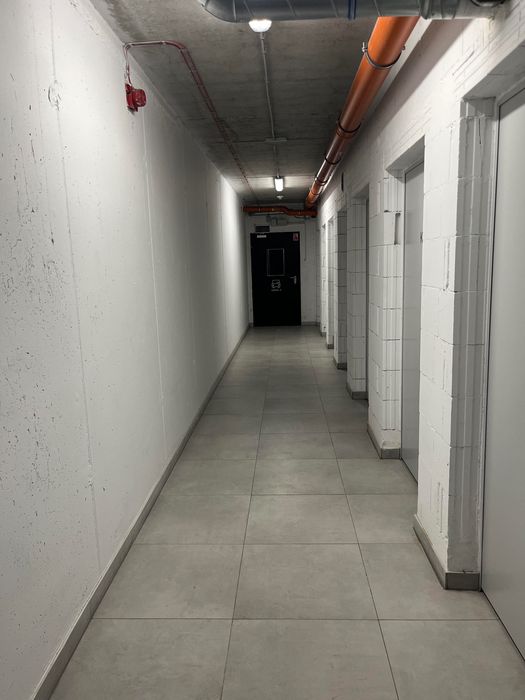 Miejsce postojowe i komórka lokatorska | Centrum | Braniborska | koło Legnickiej - Więcej