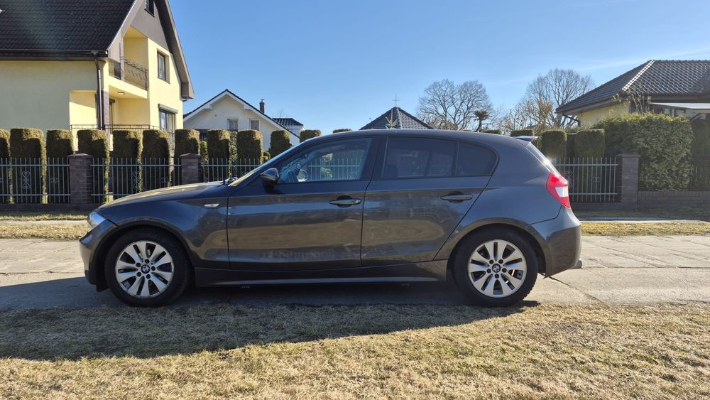 Bmw seria 1 e87 2.0benzyna 129km automat Ksenon tempomat navi M Pakiet