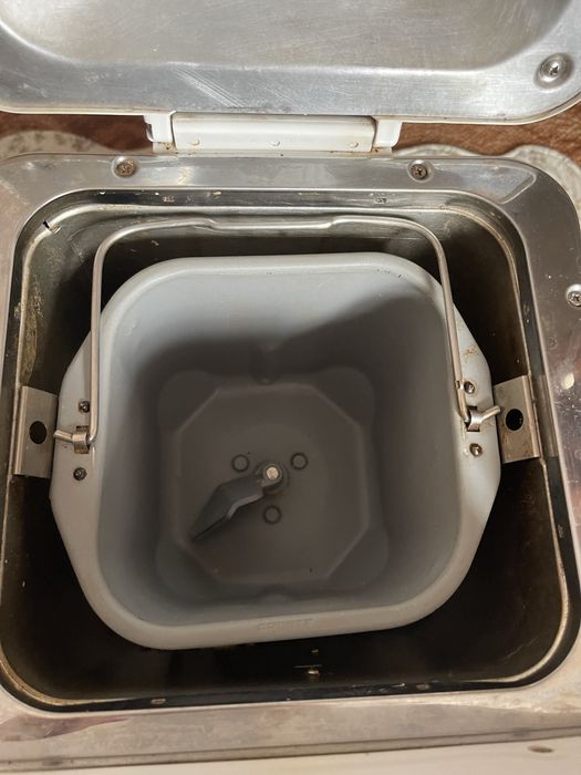 Хлібопічка з США