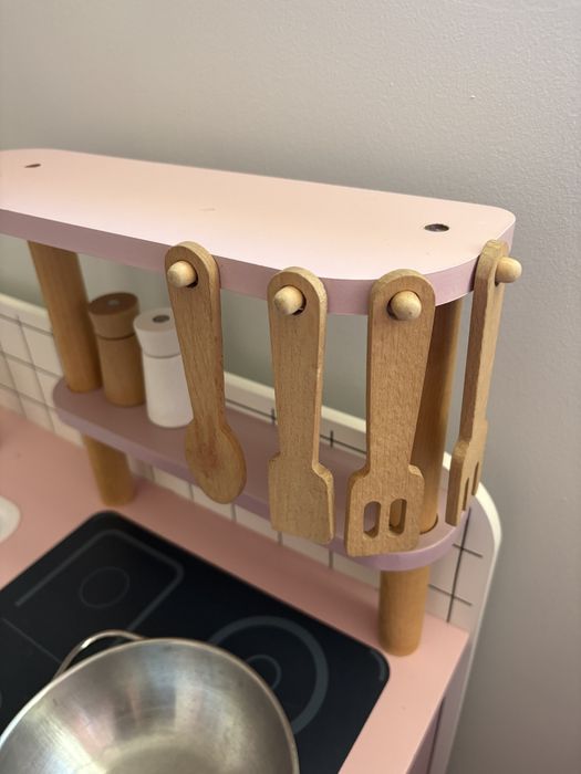 Cozinha de brincar em madeira