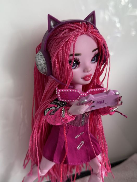 Lalka rainbow high pinkie