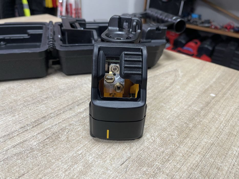 Dewalt DW088 / лінійний лазерний рівень Девольт 2025 рік