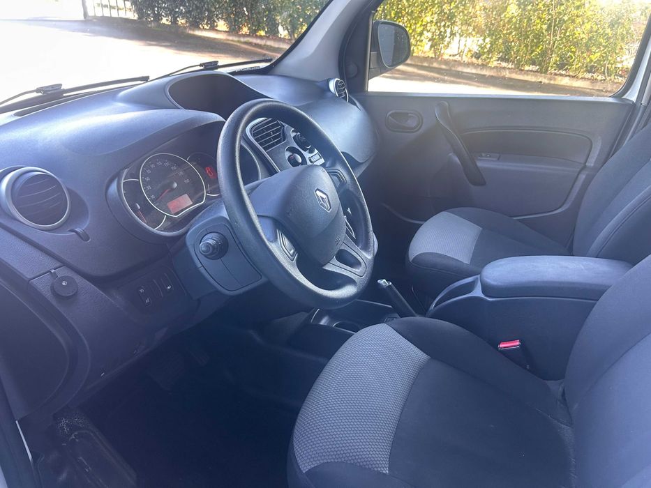 Renault Kangoo MAXI 1.5 dCi Confort – 2019 – Excelente Estado