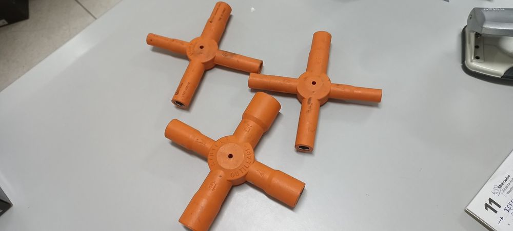 Chave cruzeta isolada até 1000V marca Sibille