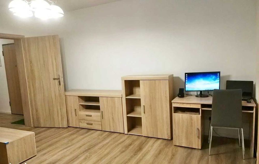 CENTRUM 2p+kuchnia komórka winda balkon CO 47m2