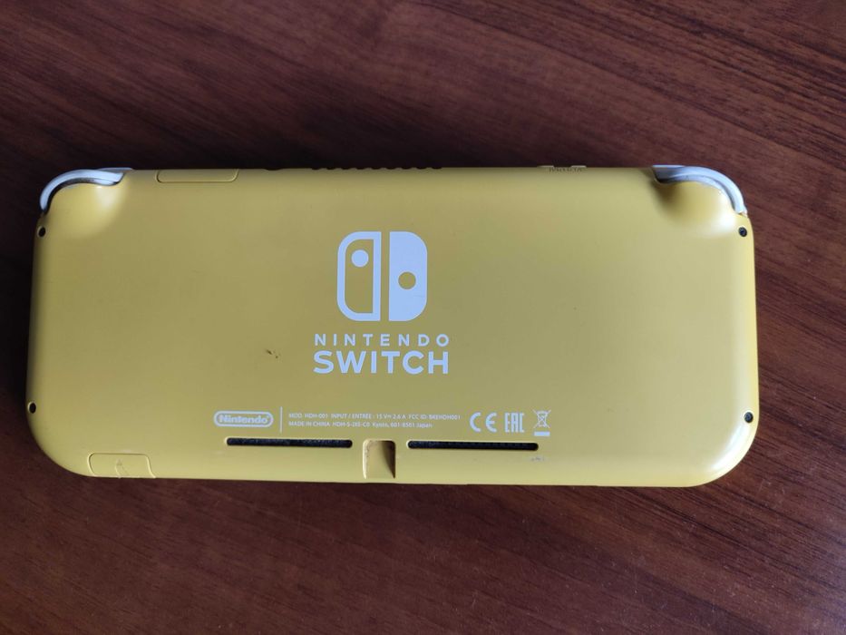 Nintendo Switch Lite + gry