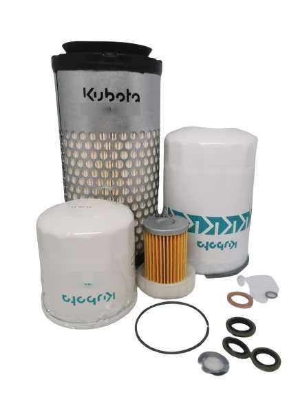 Oryginalny zestaw serwisowy filtry do traktorka KUBOTA B1220 B1620