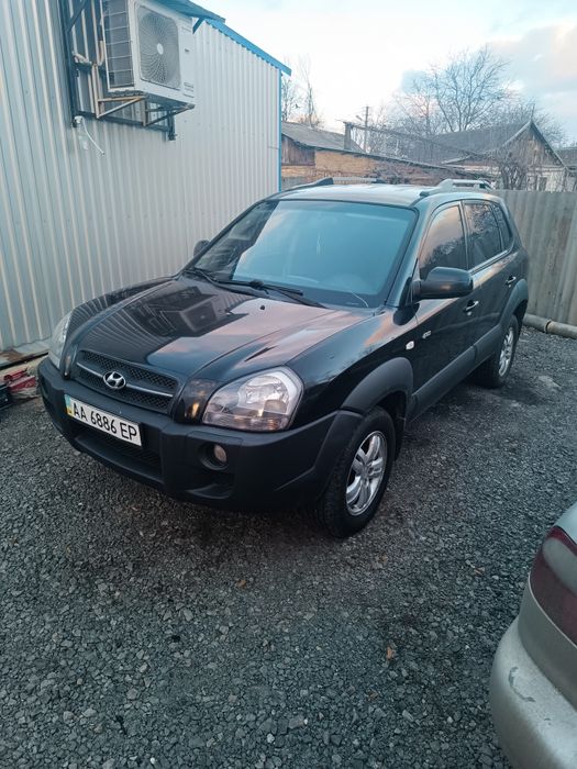 Продам автомобіль Hyundai Tucson