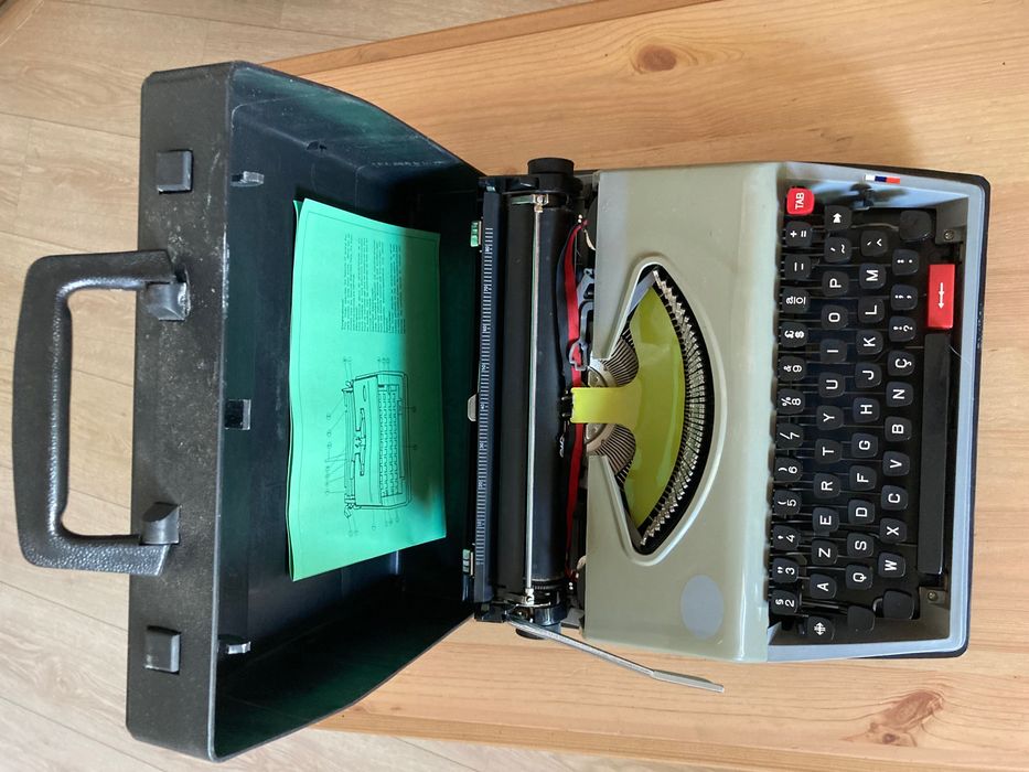 Typewriter *** Rover