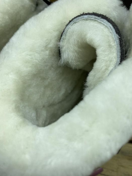 Ugg Axa Coffee Emoccasin Chocolate