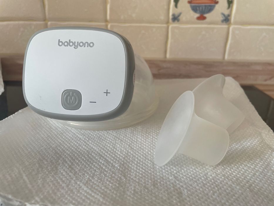 Продам молоковідсмоктувач BabyOno вільні руки + 1 в подарунок