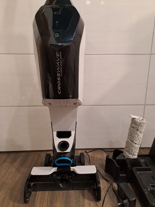 Odkurzacz bezprzewodowy myje i suszy Bissell Crosswave max