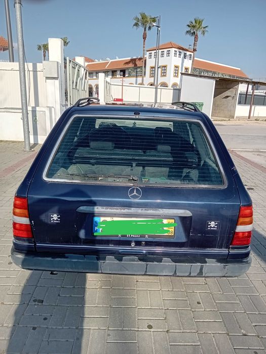 Mercedes Benz 124 T Gasóleo