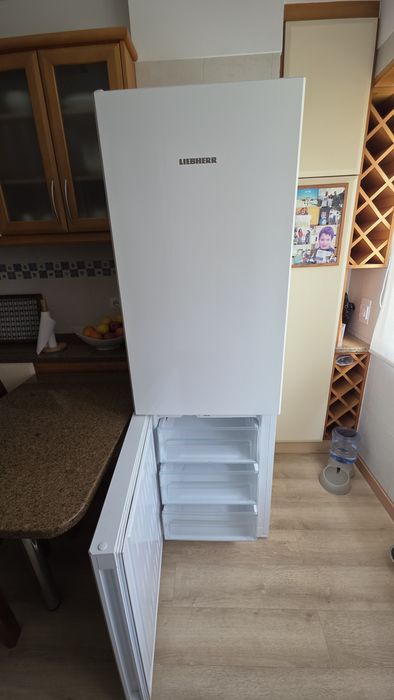 Frigorífico LIEBHERR excelente estado de conservação
