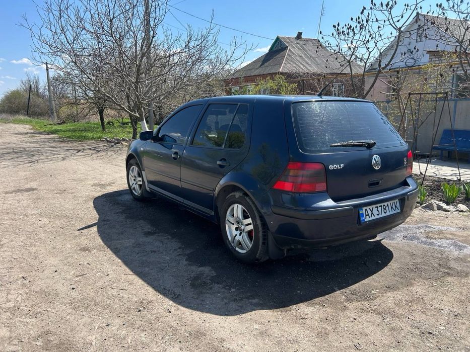Продам VOLKSWAGEN Golf