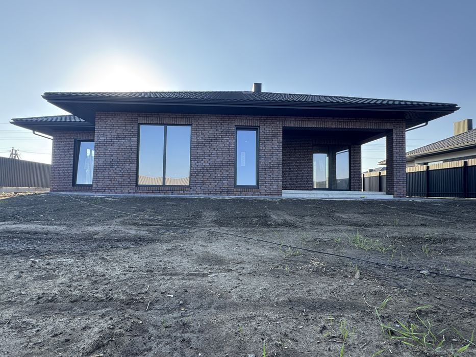 Елітний Будинок з клінкерної цегли  Луцьк- с.Тарасове