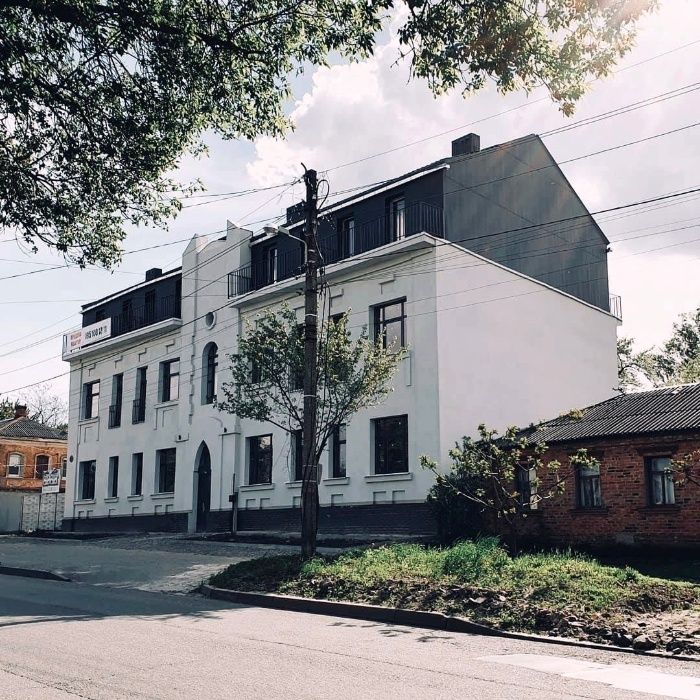 Машинная штукатурка стен .  ЄВідновлення