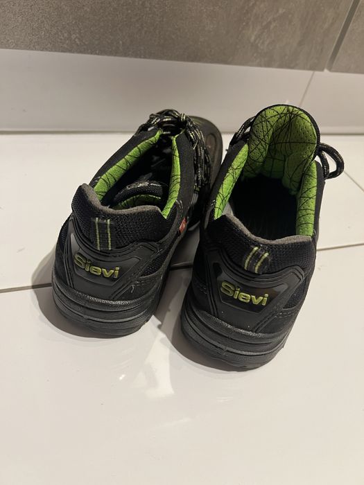 Buty robocze z noskiem SEVI r38