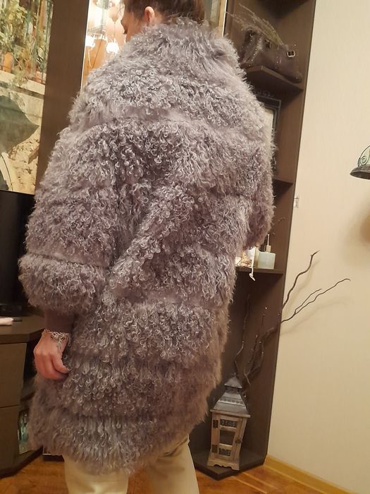 Шуба лама натуральная хутряне пальто Італія Byteso