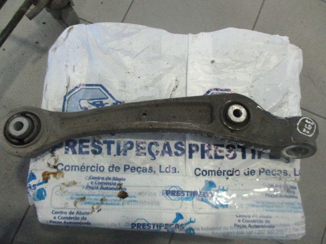 Braço de suspensão frente direito AUDI A4 Allroad (8KH, B8)