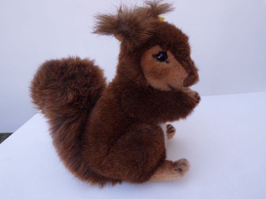 Peluche Steiff Esquilo Altura 22 cm 071331