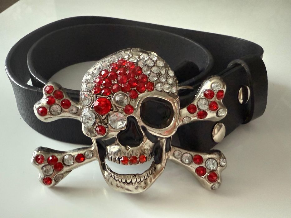 Pasek skórzany.       .