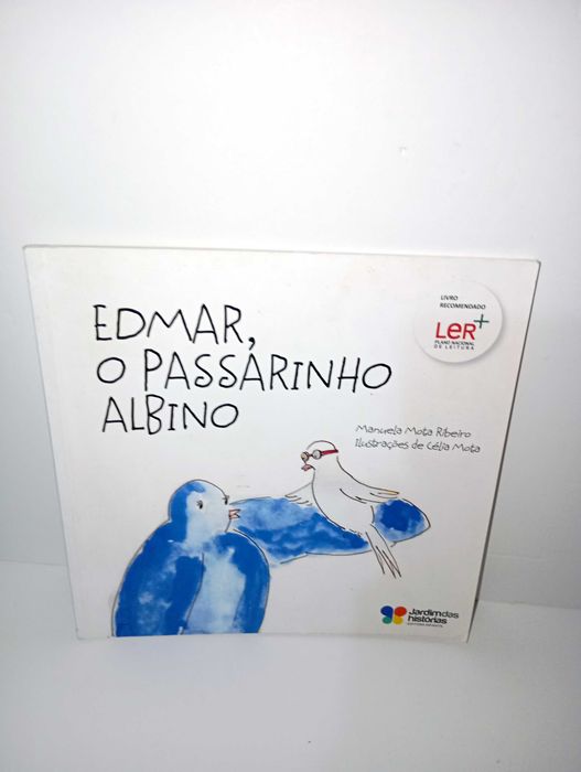 Edmar, O Passarinho Albino