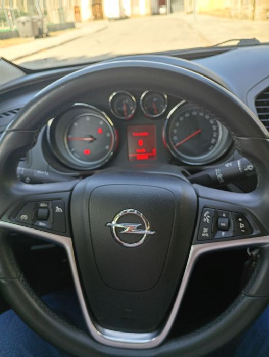 Opel insignia 2010