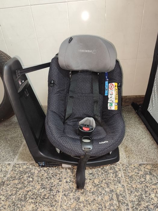 Cadeira auto BebeConfort AxissFix