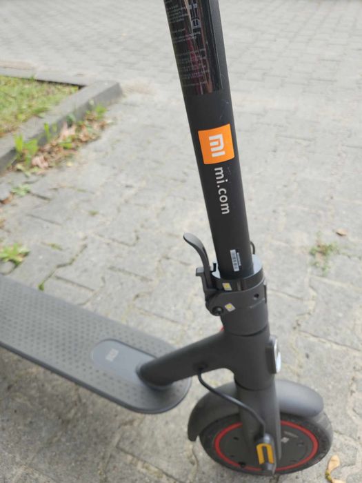 Hulajnoga elektryczna Xiaomi Mi Pro 2 jak nowa mały przebieg