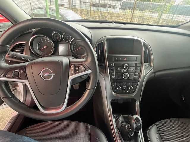 Opel Astra 1.4 Turbo SW Sport