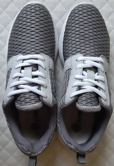 Szare sneakersy Lejon