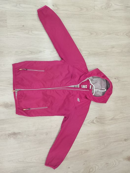 Kurtka Softshell przejściowa w góry 4F 146 różowa