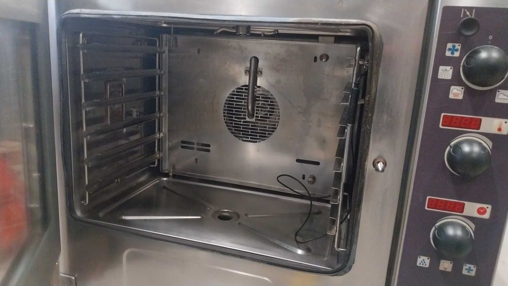 Piec konwekcyjno-parowy Dexion – 400 V, 7900 W, miejsce na 6 × GN 1/1