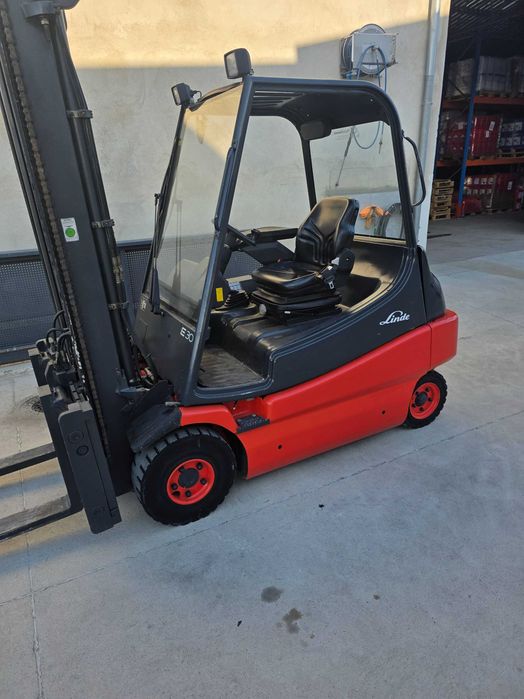 Wózek widłowy elektryczny Linde E30 3 tony pozycjoner wideł