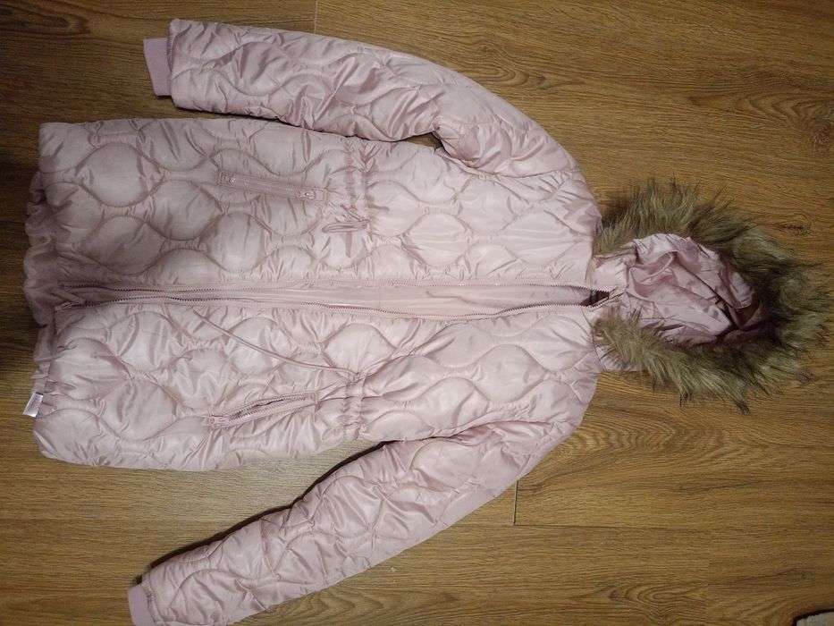 Продам курточку.