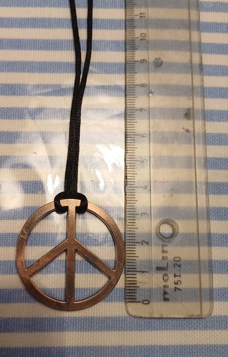 Colar simbolo da Paz