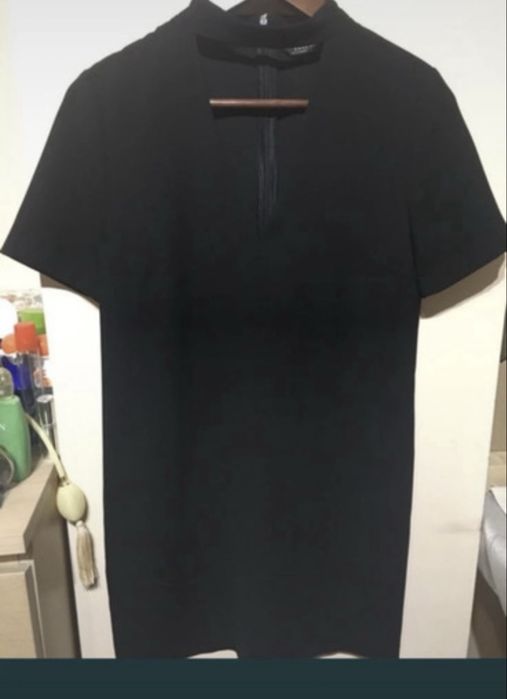 Mała czarna ZARA z chockerem NOWA r.S