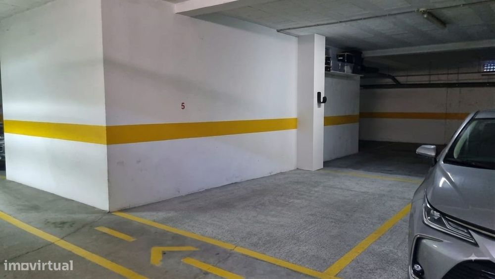 T3  Mobilado com Terraço em Lousada