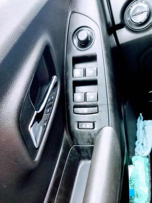 CHEVROLET Tpeker 2014