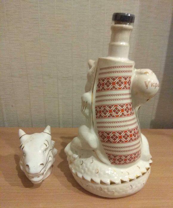 Графіни штоф фарфорові