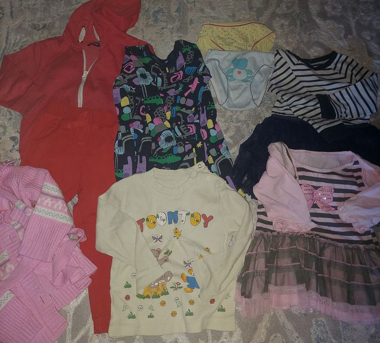 Пакетом одежда девочке