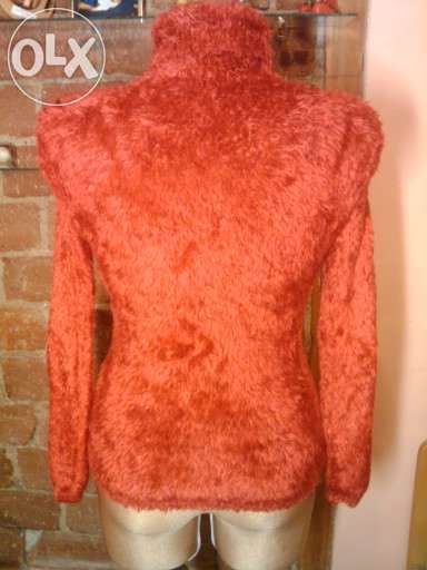 Golf Sweterek Długi Włos Bordowy M