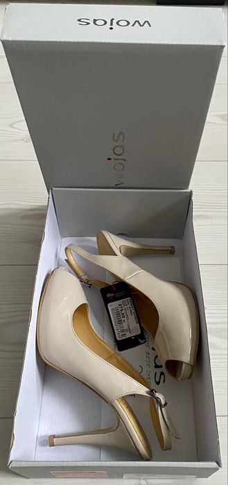 Sandałki szpilki nowe, rozmiar 36, marki Wojas